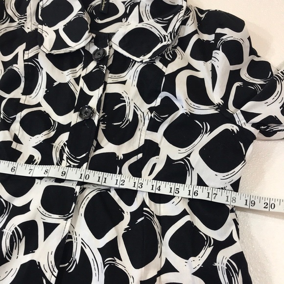 Ambition Swing Coat Size L - Picture 6 of 8